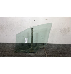 Vitre avant droit PEUGEOT 208 1