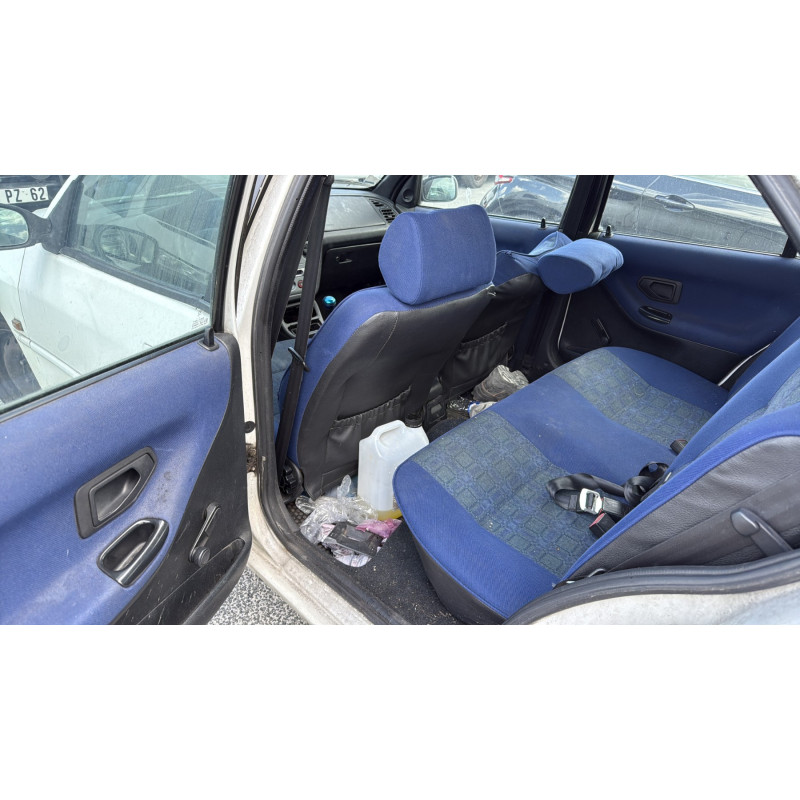Interrupteur de leve vitre avant droit PEUGEOT 306 Photo n°19
