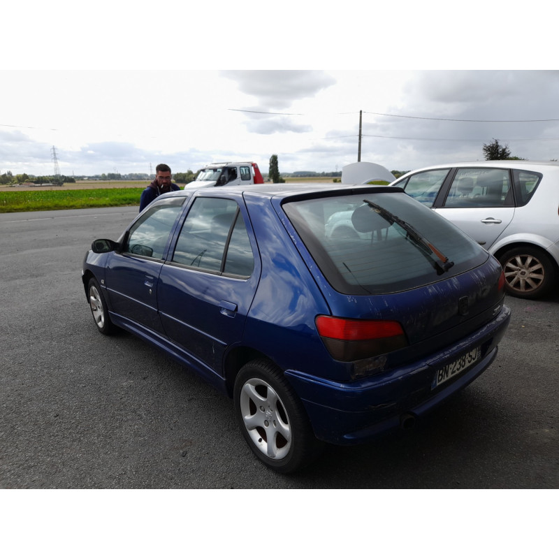 Aile avant gauche PEUGEOT 306 Photo n°5
