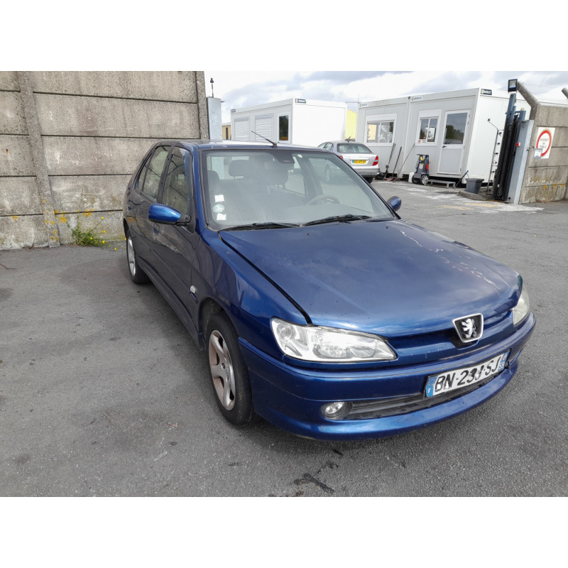 Aile avant gauche PEUGEOT 306 Photo n°7