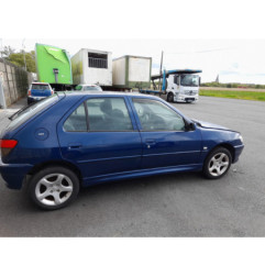 Aile avant gauche PEUGEOT 306