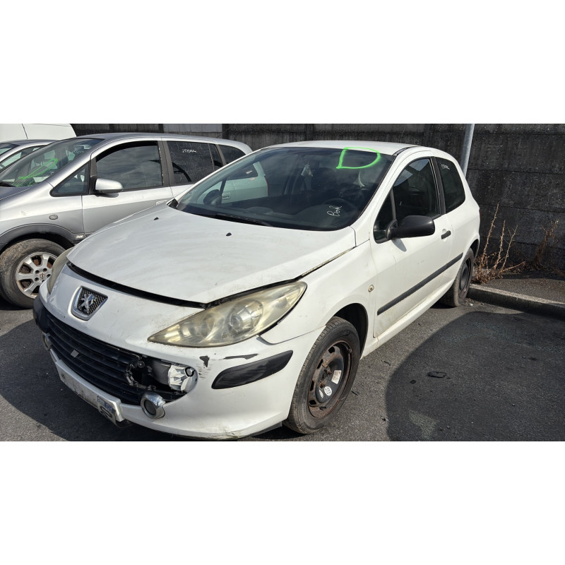 Vitre avant gauche PEUGEOT 307 Photo n°5