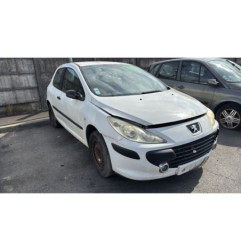 Vitre avant gauche PEUGEOT 307