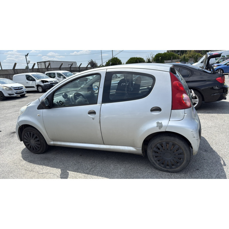 Serrure avant gauche PEUGEOT 107 Photo n°10