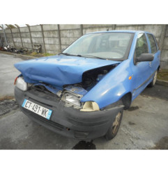 Retroviseur gauche FIAT PUNTO 1