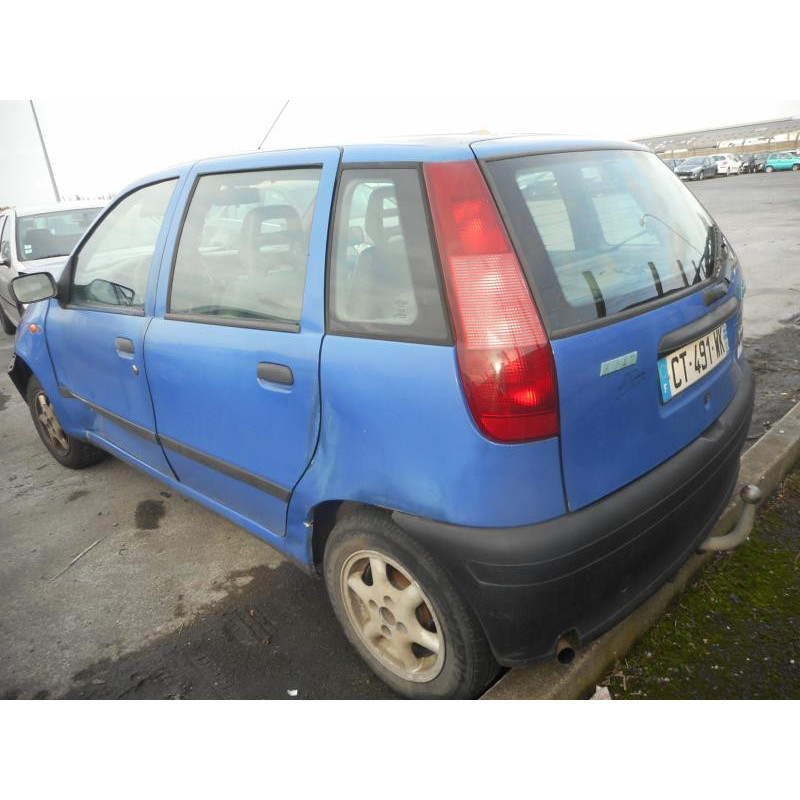 Retroviseur gauche FIAT PUNTO 1 Photo n°16
