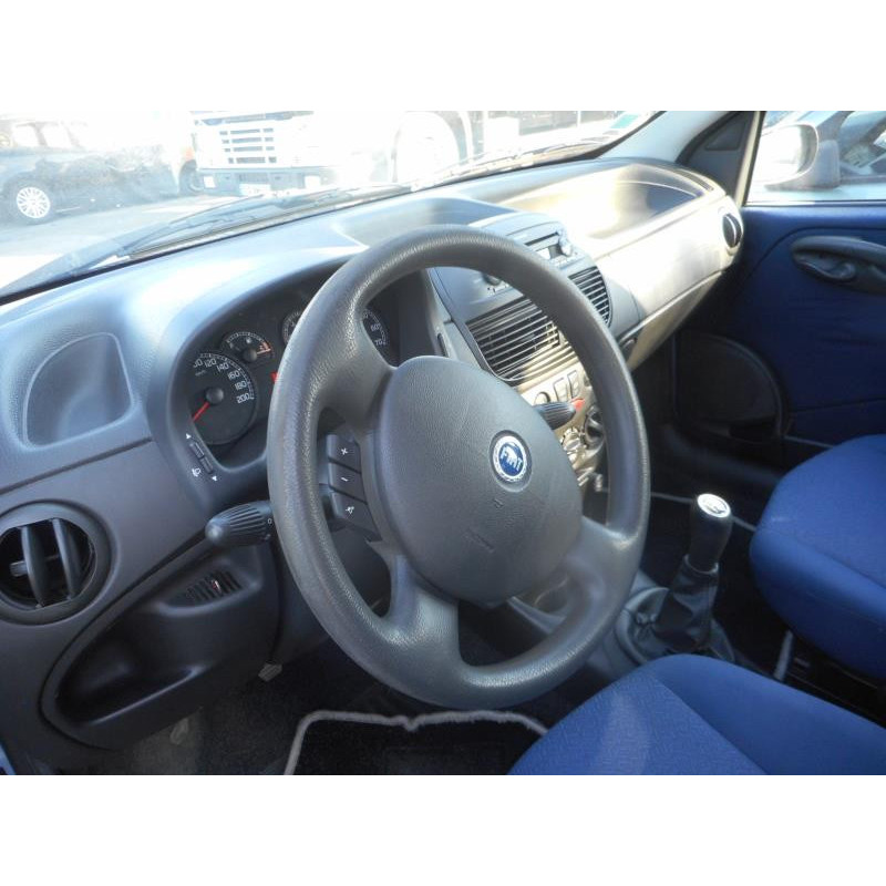 Retroviseur droit FIAT PUNTO 2 Photo n°19