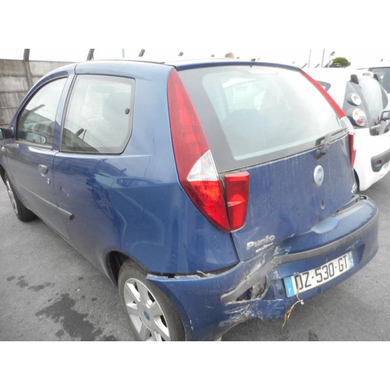 Retroviseur droit FIAT PUNTO 2 Photo n°17