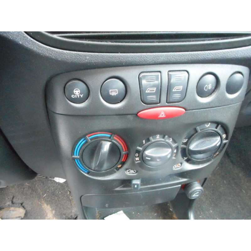 Retroviseur droit FIAT PUNTO 2 Photo n°20