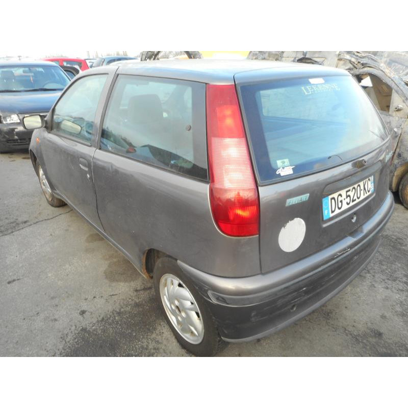 Retroviseur droit FIAT PUNTO 1 Photo n°19