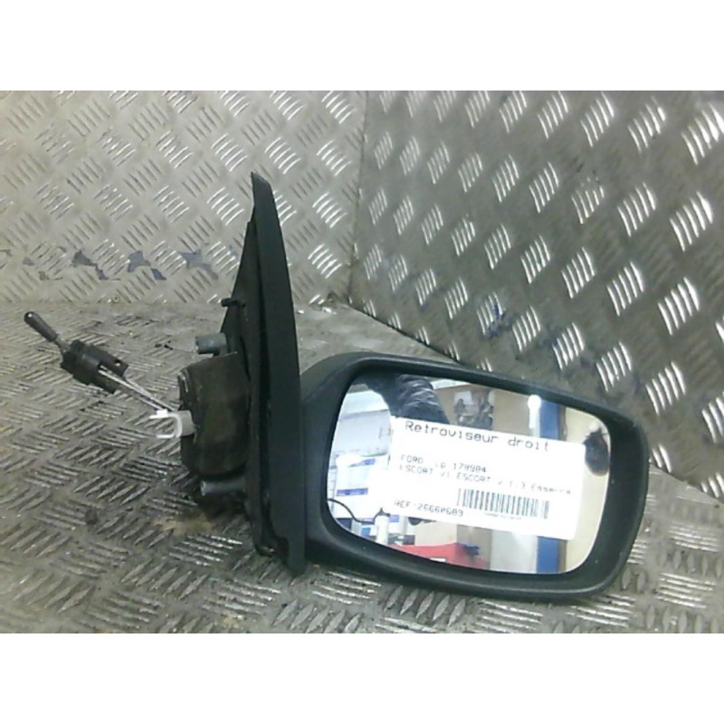 Retroviseur droit FORD ESCORT 6 Photo n°10