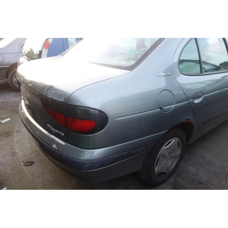 Retroviseur droit RENAULT MEGANE 1 Photo n°16