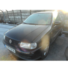 Retroviseur droit VOLKSWAGEN POLO 3
