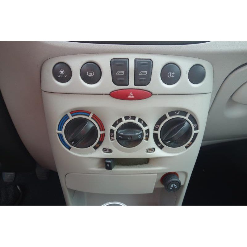 Retroviseur droit FIAT PUNTO 2 Photo n°20