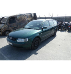 Retroviseur droit VOLKSWAGEN PASSAT 4