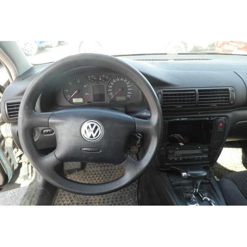 Retroviseur droit VOLKSWAGEN PASSAT 4 Photo n°26