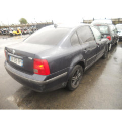 Retroviseur droit VOLKSWAGEN PASSAT 4