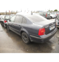 Retroviseur droit VOLKSWAGEN PASSAT 4