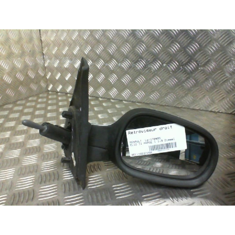 Retroviseur droit RENAULT CLIO 2 Photo n°1