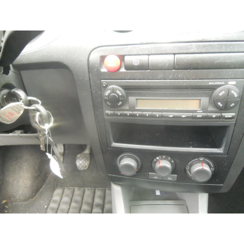 Retroviseur gauche SEAT IBIZA 3 Photo n°21