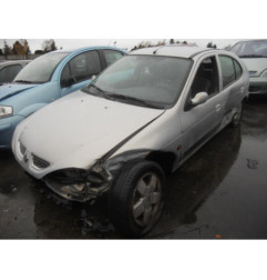 Retroviseur droit RENAULT MEGANE 1