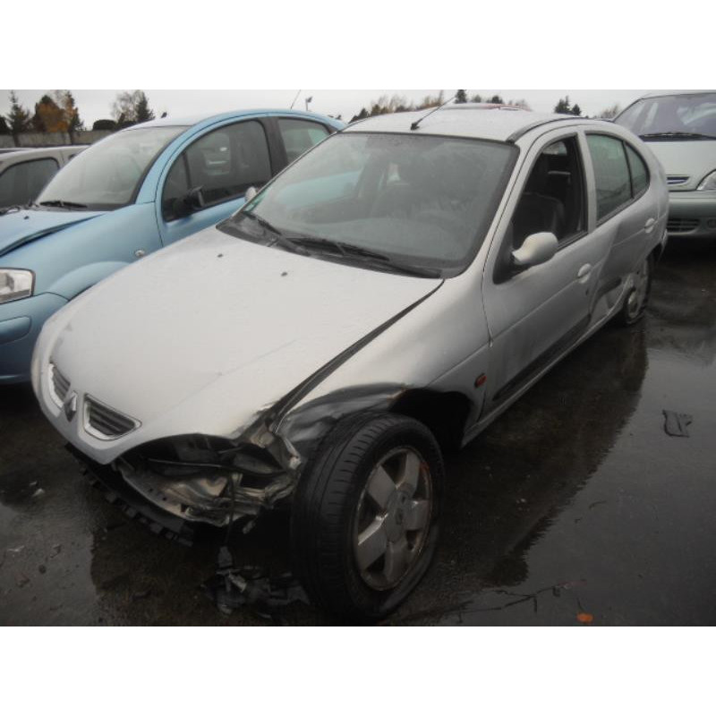 Retroviseur droit RENAULT MEGANE 1 Photo n°15