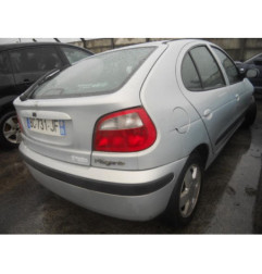 Retroviseur droit RENAULT MEGANE 1