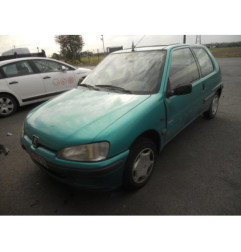 Moteur essuie glace arriere PEUGEOT 106