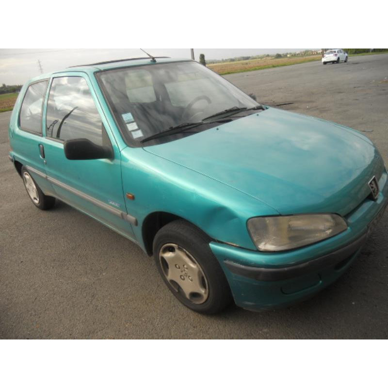 Moteur essuie glace arriere PEUGEOT 106 Photo n°13