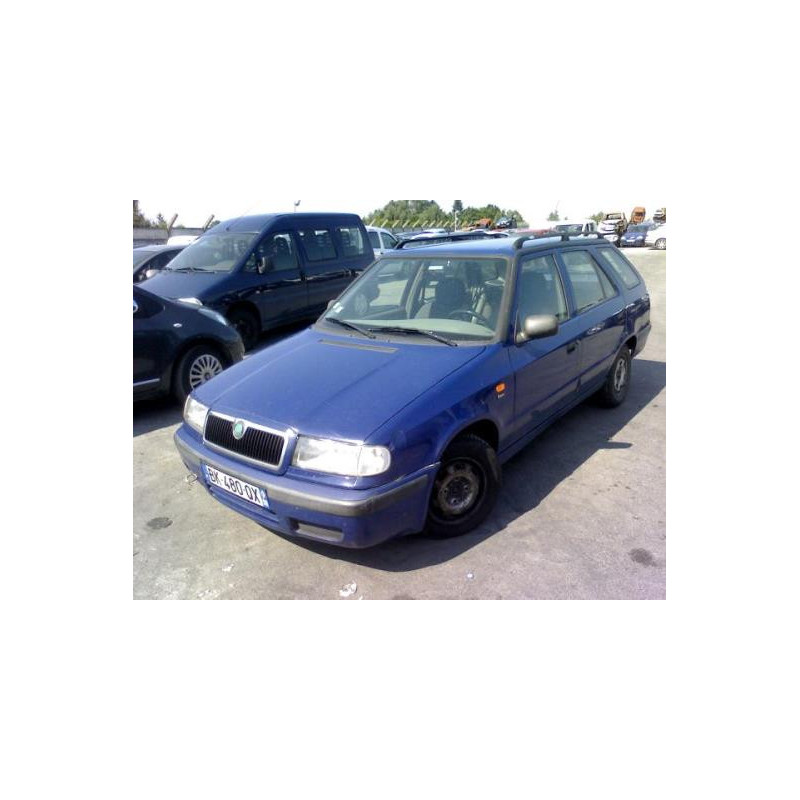 Retroviseur droit SKODA FELICIA Photo n°19