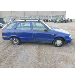 Retroviseur droit SKODA FELICIA