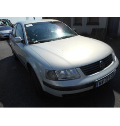 Retroviseur droit VOLKSWAGEN PASSAT 4