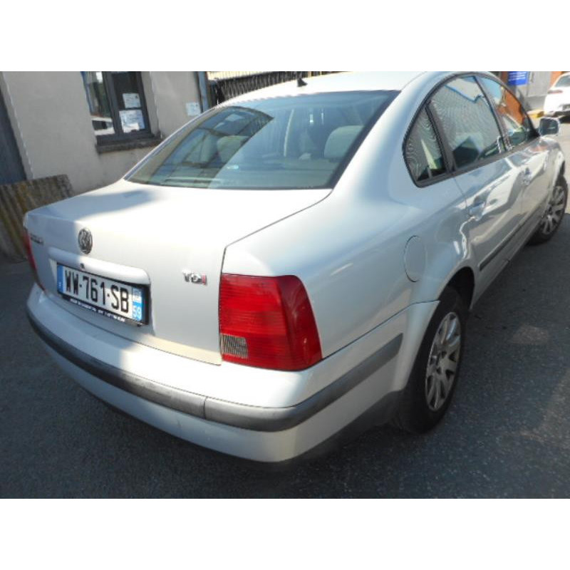 Retroviseur droit VOLKSWAGEN PASSAT 4 Photo n°17