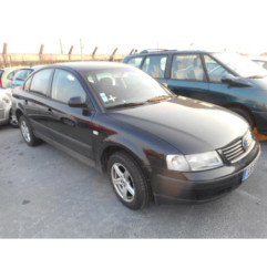Retroviseur droit VOLKSWAGEN PASSAT 4