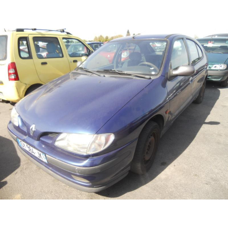 Retroviseur droit RENAULT MEGANE 1 Photo n°9