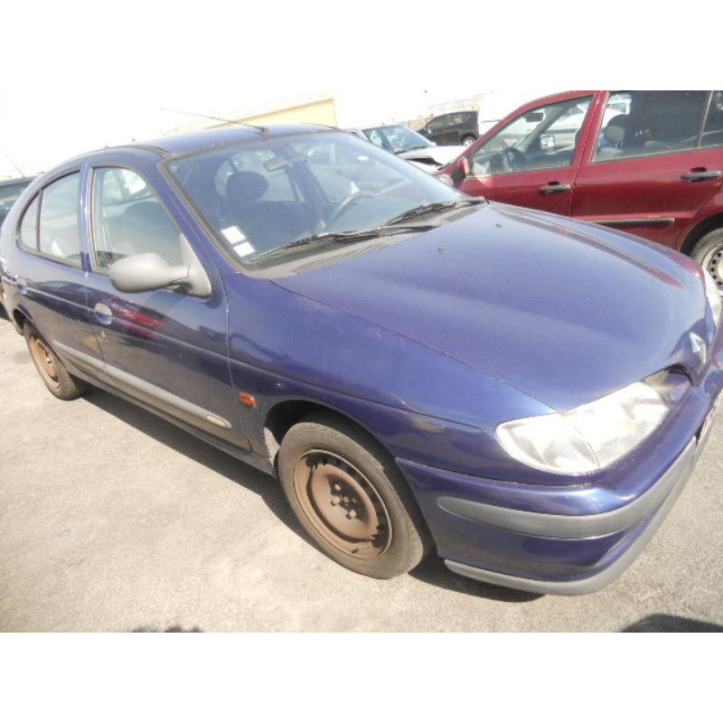 Retroviseur droit RENAULT MEGANE 1 Photo n°10
