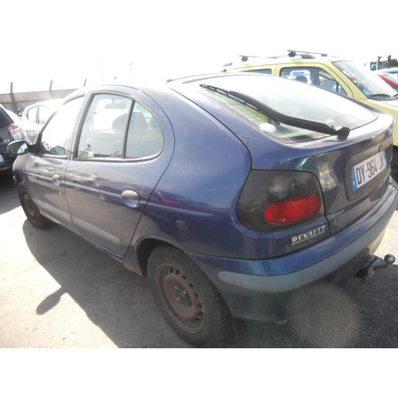 Retroviseur droit RENAULT MEGANE 1 Photo n°12