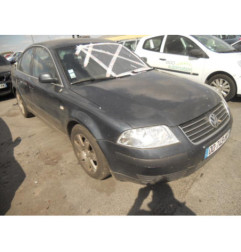 Retroviseur droit VOLKSWAGEN PASSAT 4