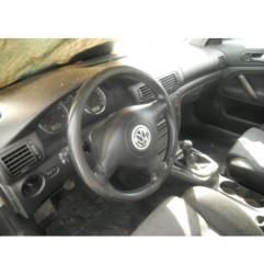Retroviseur droit VOLKSWAGEN PASSAT 4