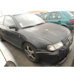 Retroviseur droit AUDI A3 1