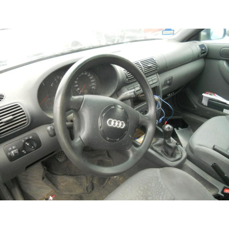 Retroviseur droit AUDI A3 1 Photo n°17