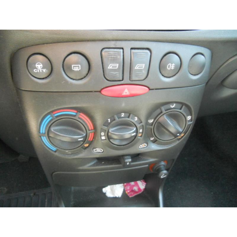 Retroviseur gauche FIAT PUNTO 2 Photo n°20
