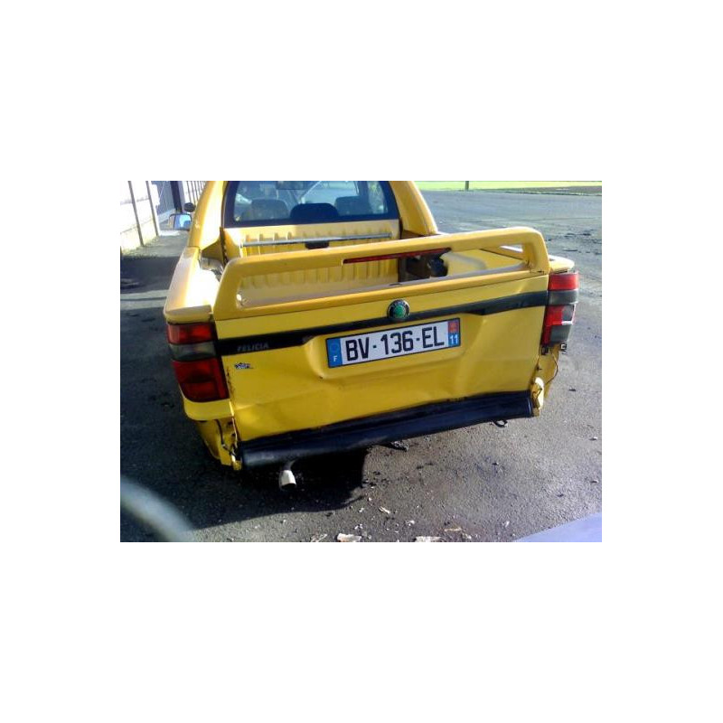 Retroviseur droit SKODA FELICIA Photo n°16