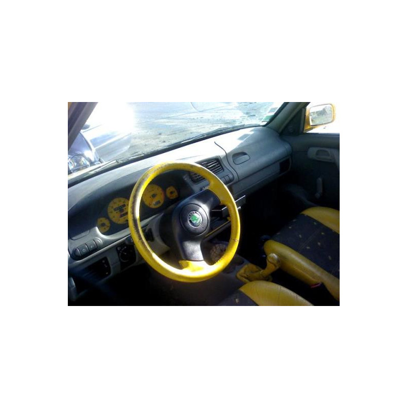 Retroviseur gauche SKODA FELICIA Photo n°18