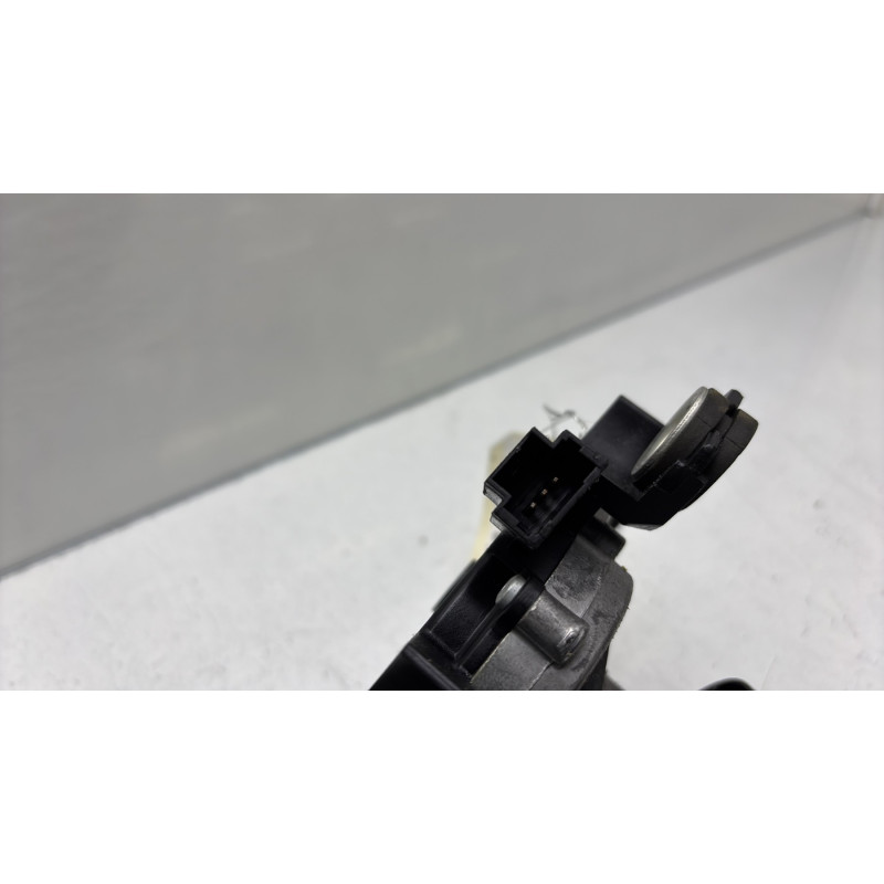 Moteur essuie glace arriere CITROEN C4 GRAND PICASSO 1 Photo n°4