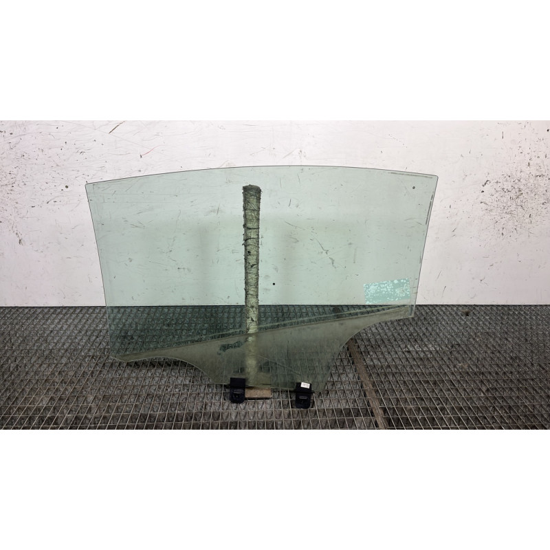 Vitre arriere droit CITROEN C5 2 Photo n°4