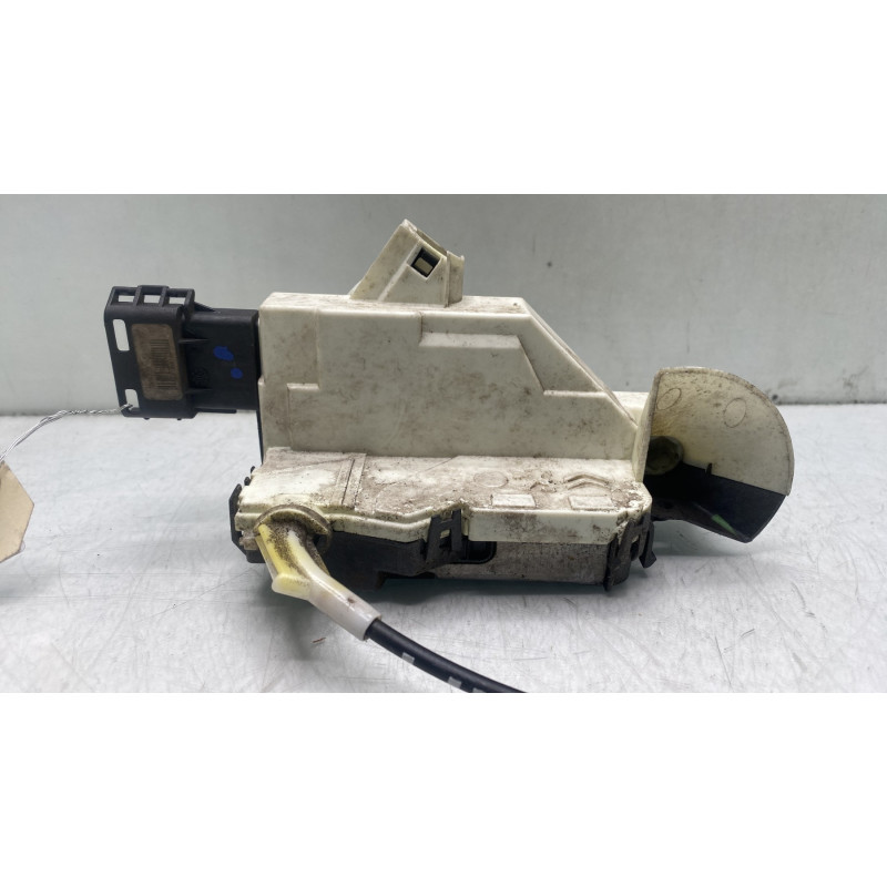 Serrure avant gauche CITROEN C5 2 Photo n°1