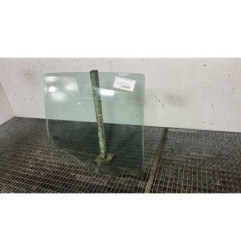 Vitre arriere droit RENAULT CLIO 3