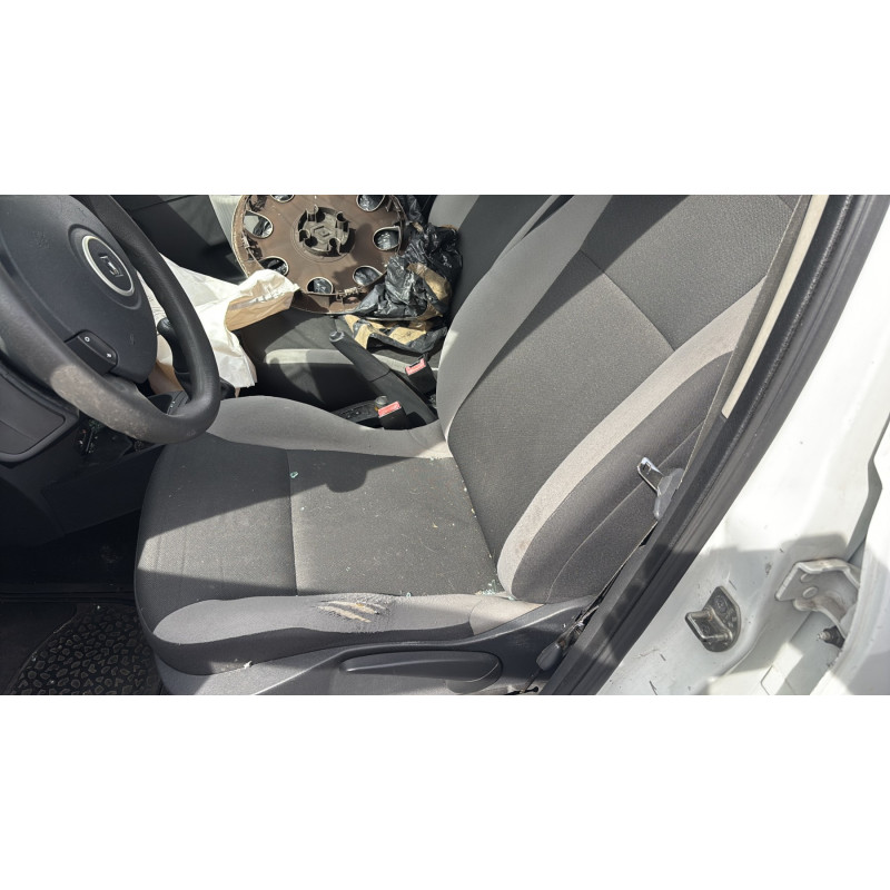 Vitre arriere droit RENAULT CLIO 3 Photo n°15