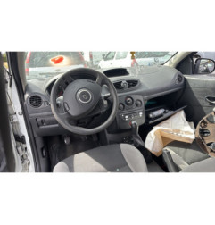 Vitre arriere droit RENAULT CLIO 3